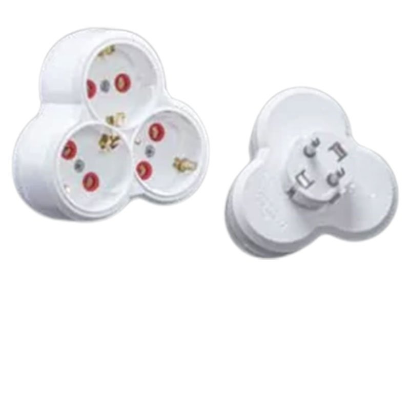 7713000 - Adaptor i Tokëzuar me 3 Vënde Trekëndësh