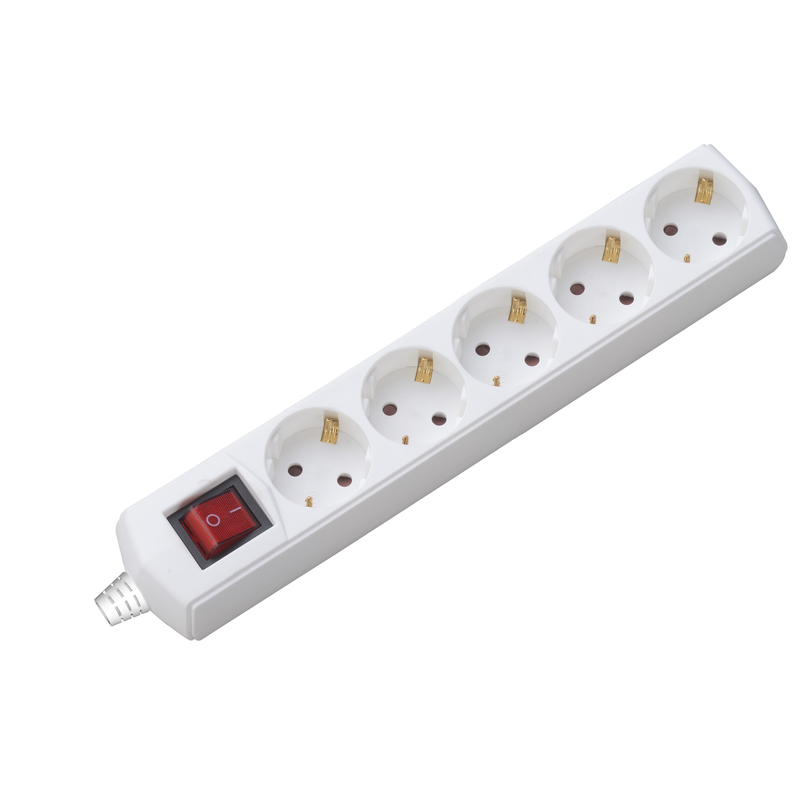 601107 - Zgjatues 5m me 5 priza dhe celes 3x1.5mm e bardhe